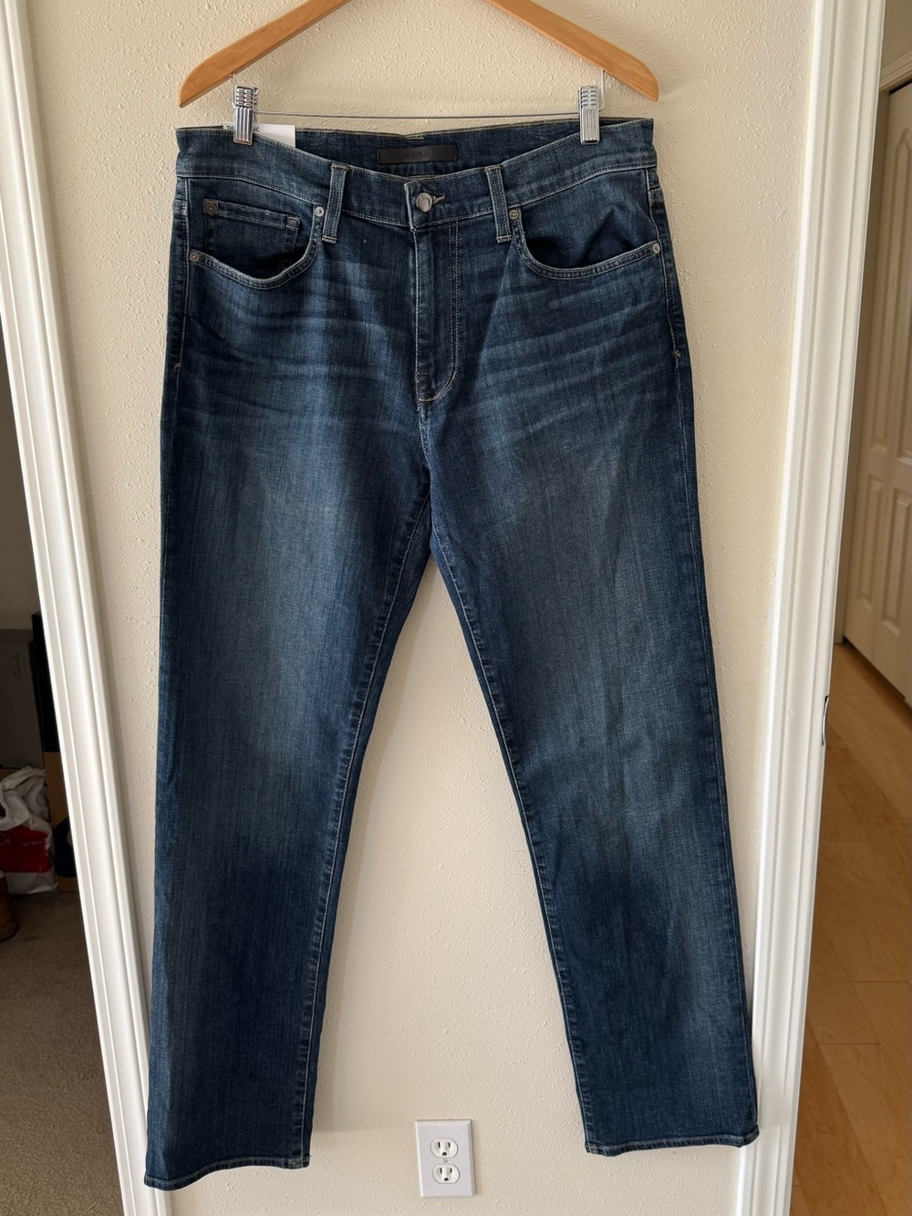 NWT JOE’S Kinetic Men’s 34 X 34 Classic Straight Fit Blue Medium Stretch Jeans